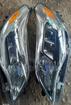 Head Light Toyota Avalon 2015