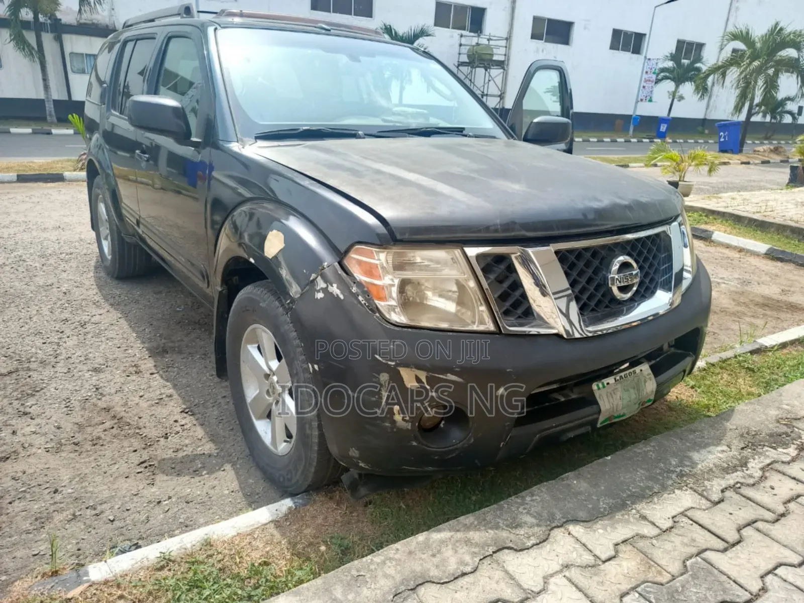 2008 Nissan Pathfinder SE