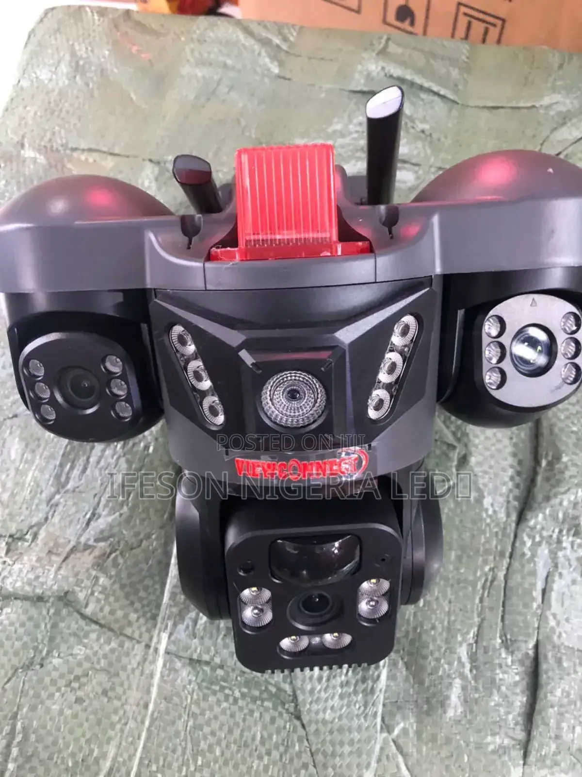 Solar Camera 3lens 3view 8maga Pixel It Uses Sim Card and Memory