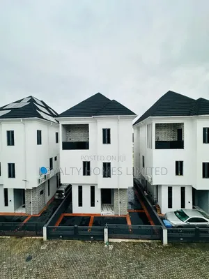 4bdrm Duplex in Amuwo-Odofin for sale