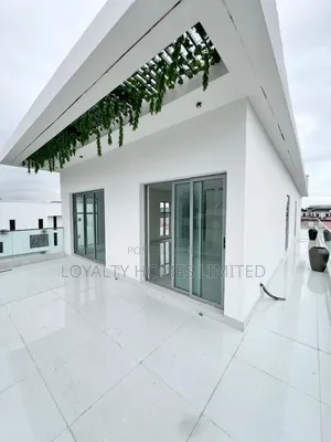 5bdrm Duplex in Lekki for sale