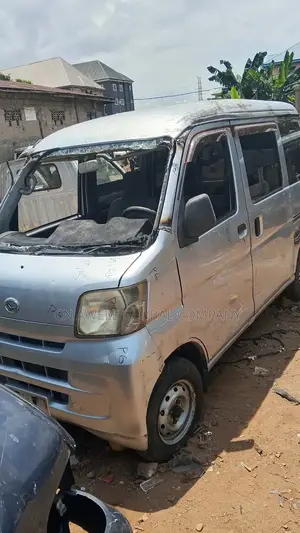 Daihatsu Hijet 2011 Silver