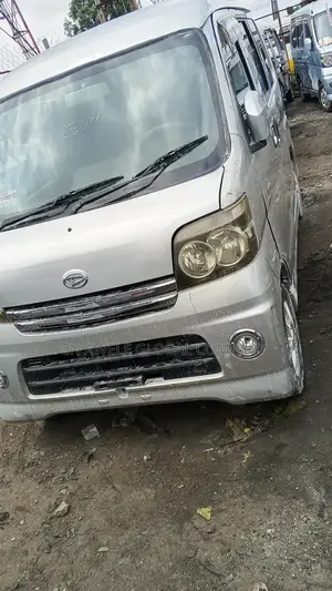 Daihatsu Hijet 2015 Silver