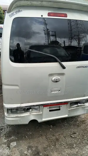 Daihatsu Hijet 2015 Silver