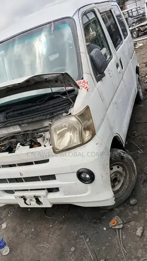 Daihatsu Hijet 2011 White