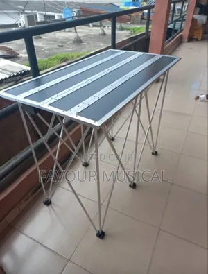 Instrumental Stand