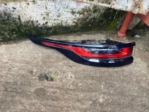 Real Lights Range Rover Velar 2019