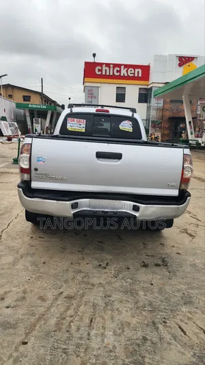 Toyota Tacoma 2012 Silver