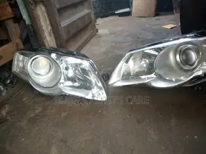 Volkswagen Passat Fsi Headlights Complete