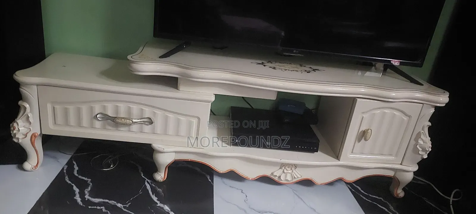 TV Console