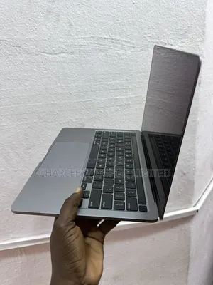 Laptop Apple MacBook Pro 2020 8GB Apple M1 SSD 256GB