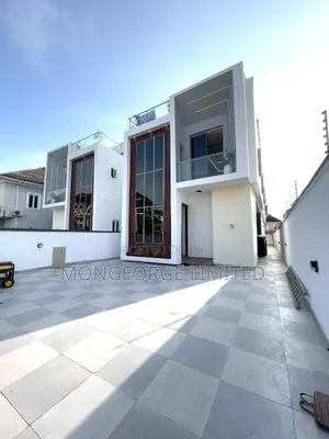 5bdrm Duplex in Chevron for sale