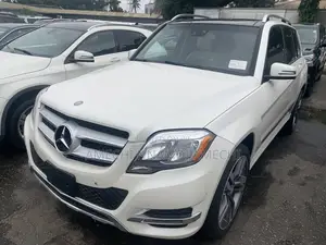 Mercedes-Benz GLK-Class Base GLK 250 BlueTEC 4dr AWD 4MATIC (2.1L 4cyl)