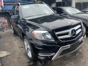 Mercedes-Benz GLK-Class Base GLK 250 BlueTEC 4dr AWD 4MATIC (2.1L 4cyl)