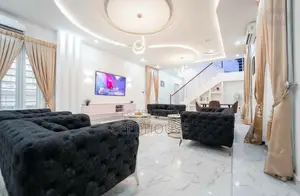 Luxurious 5/4 Bedroom Self Compound With Private Pool