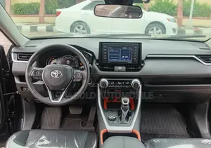 Toyota RAV4 Adventure 2022 Black