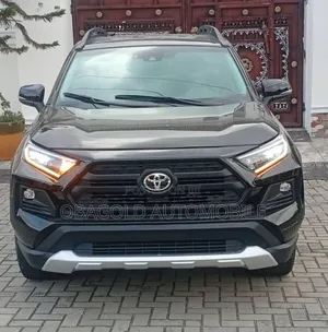 Toyota RAV4 Adventure 2022 Black