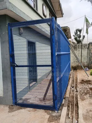 Wire Mesh 3x1/2 Blue Colour