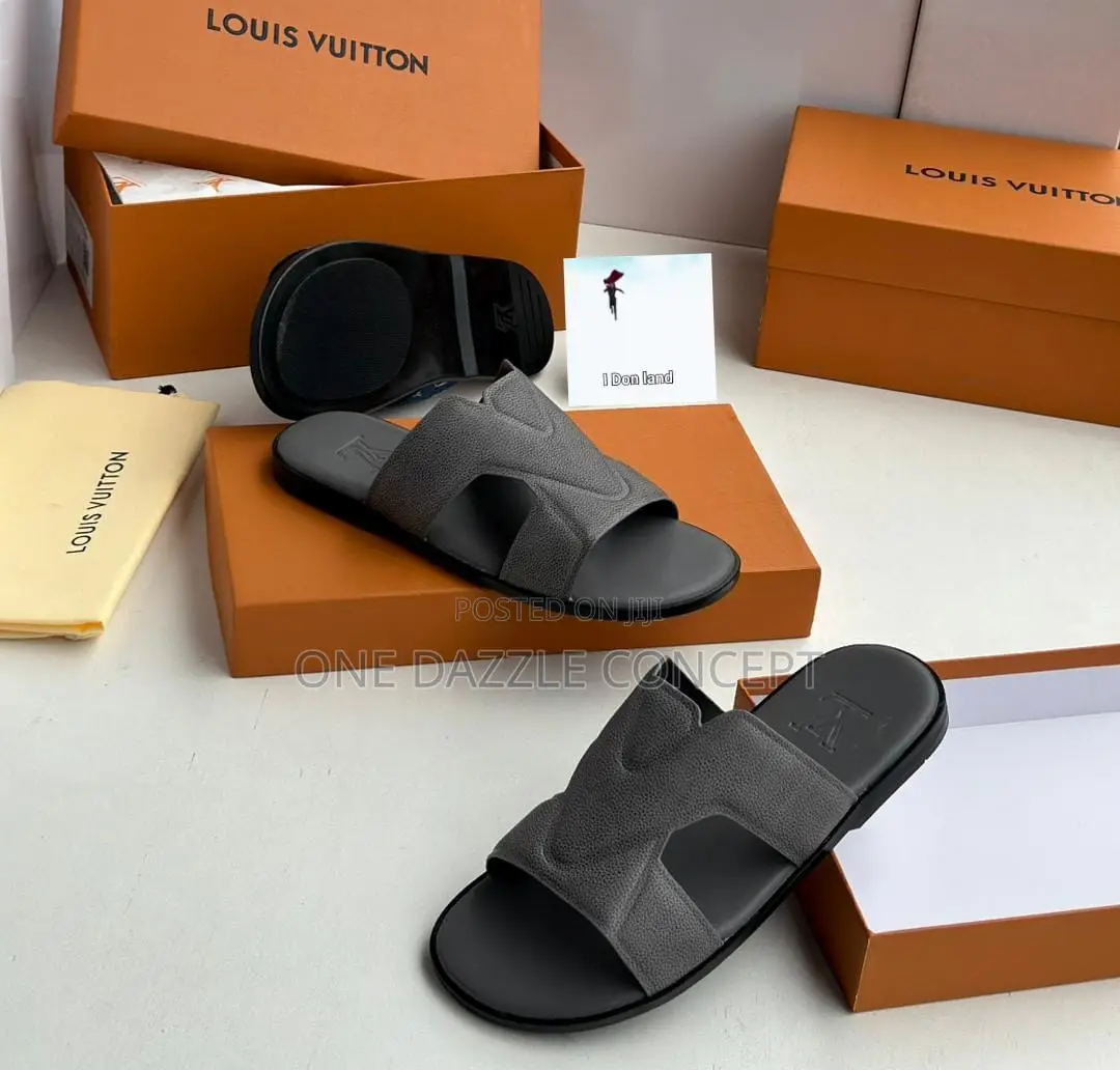 Louis Vuitton Slippers