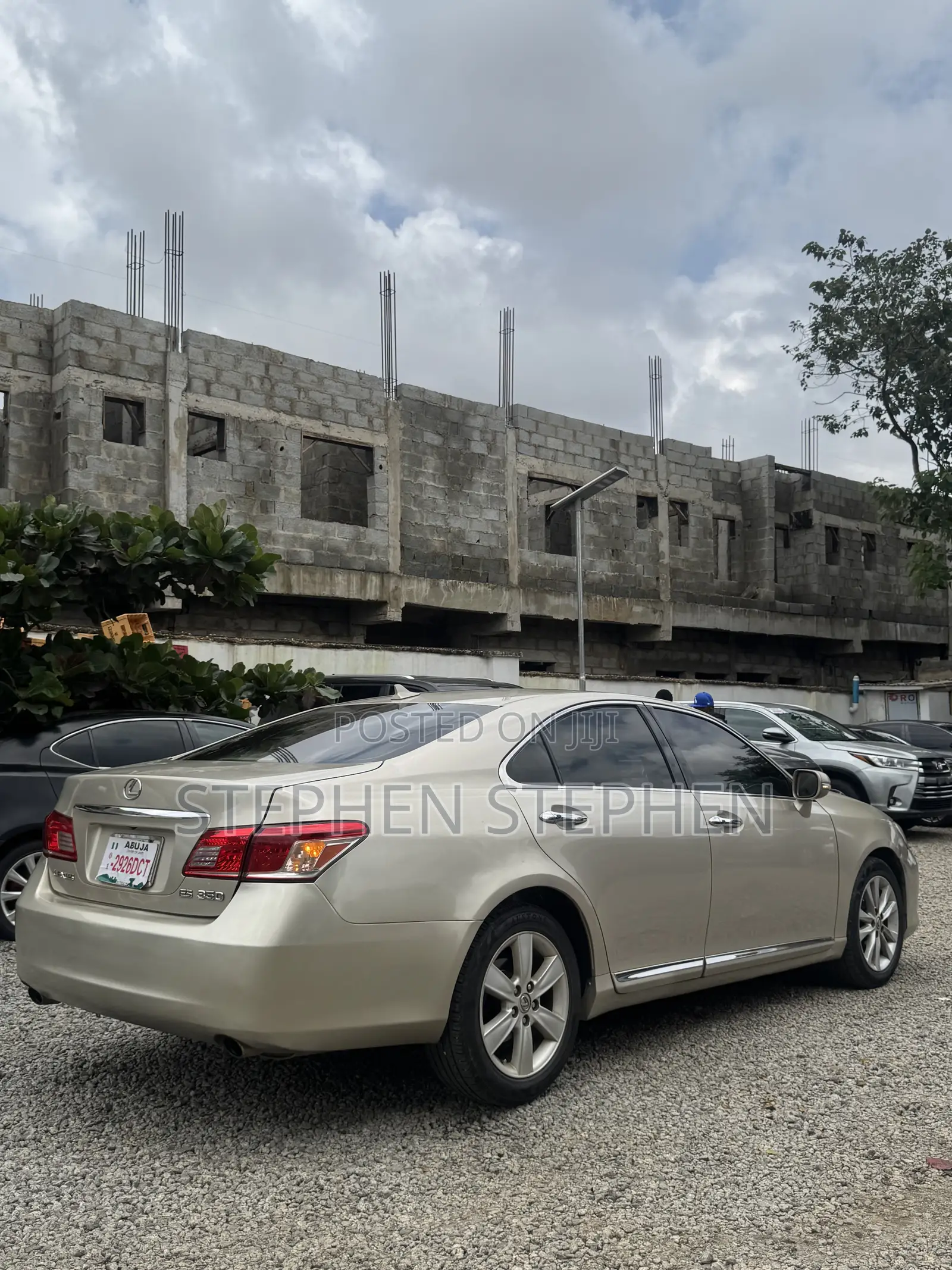Lexus ES 350 2011 Gold