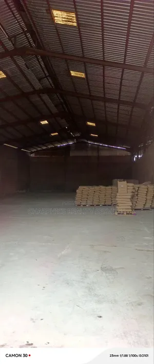 25,000sqft (2,500sqm) Warehouse Space at Iganmu