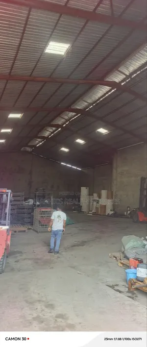 37000sqft Warehouse Off Eric Moore Surulere