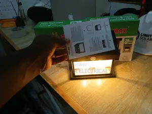 High Quality Vellmax Solar Fence or Solar Wall Light
