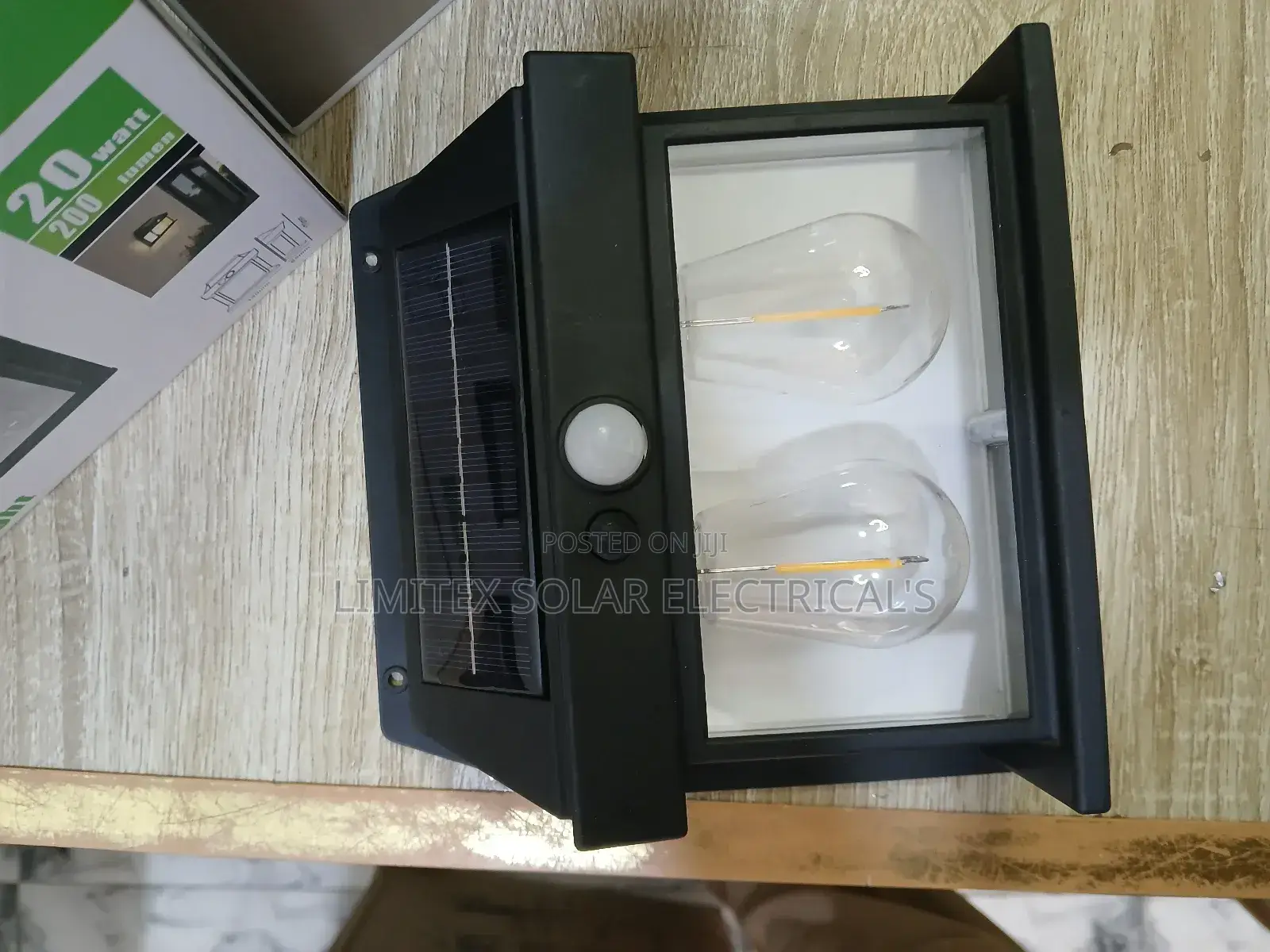 High Quality Vellmax Solar Fence or Solar Wall Light