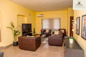 Furnished 2bdrm House in Bodija for rent