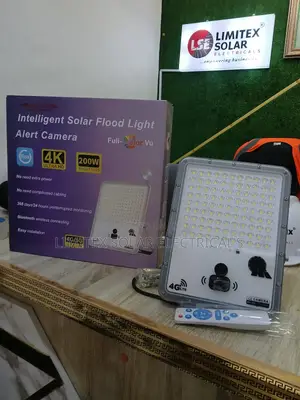 Quality Intelligent Solar Flood Light With Camera Free Sim/Sd Card