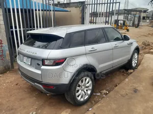 Land Rover Range Rover 3.0L Supercharged HSE 2016 Silver