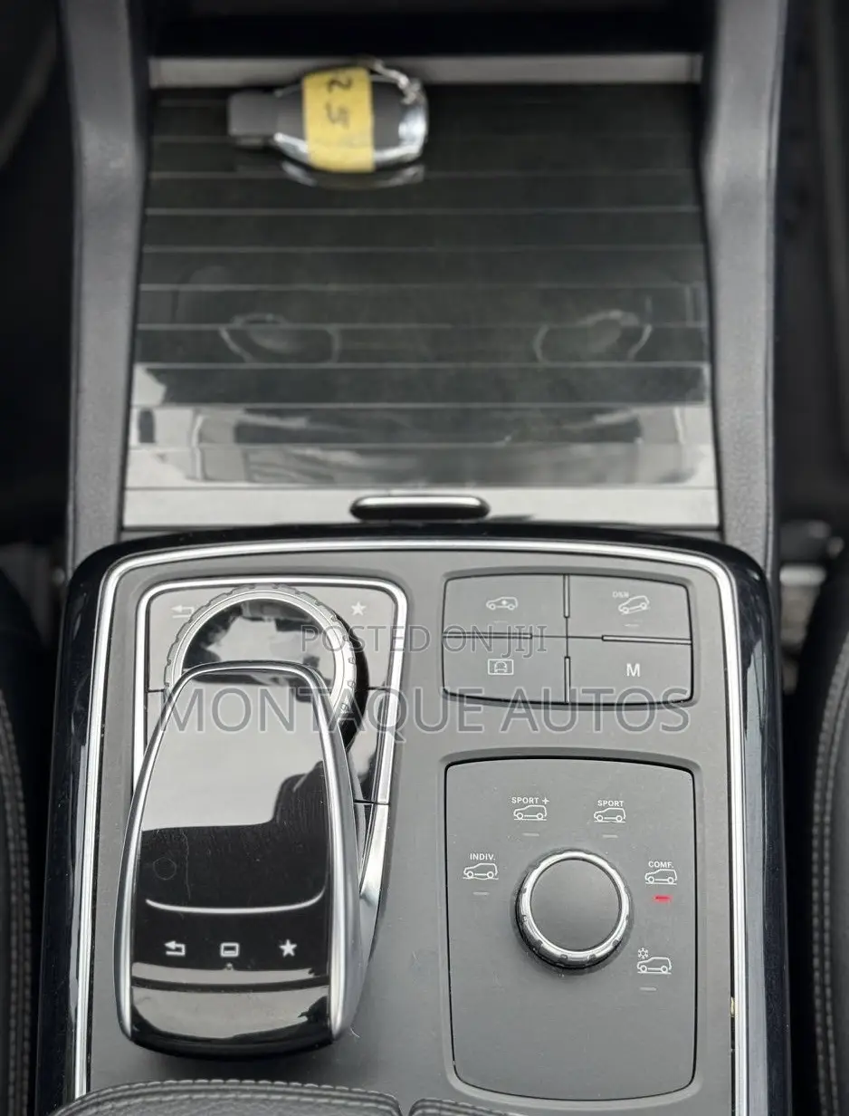 Mercedes-Benz GLE-Class 2016 Silver