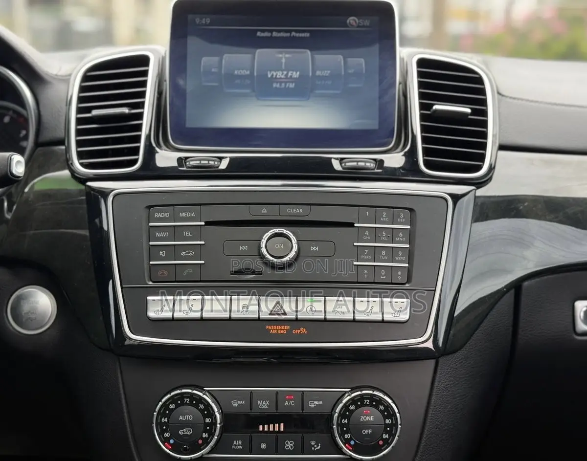 Mercedes-Benz GLE-Class 2016 Silver