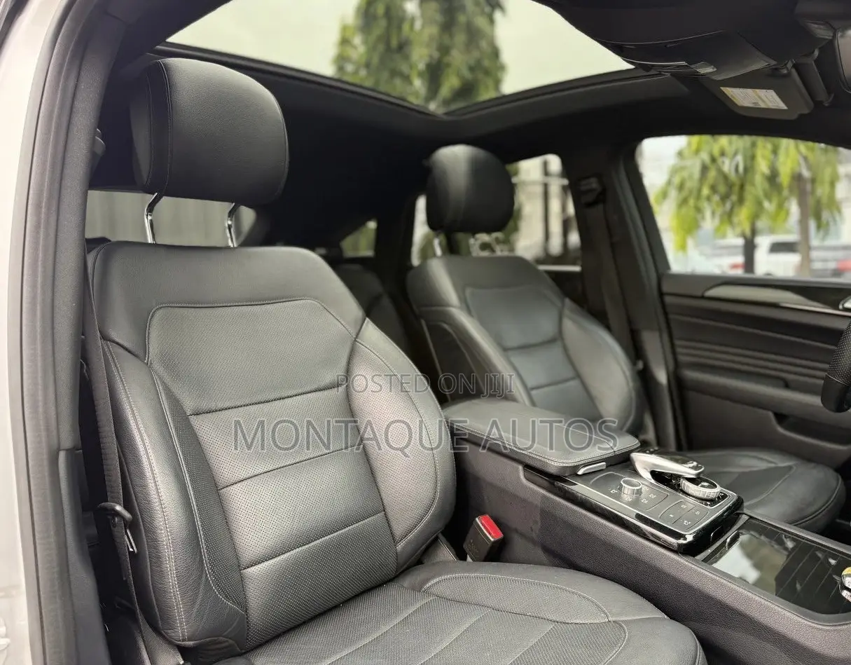Mercedes-Benz GLE-Class 2016 Silver