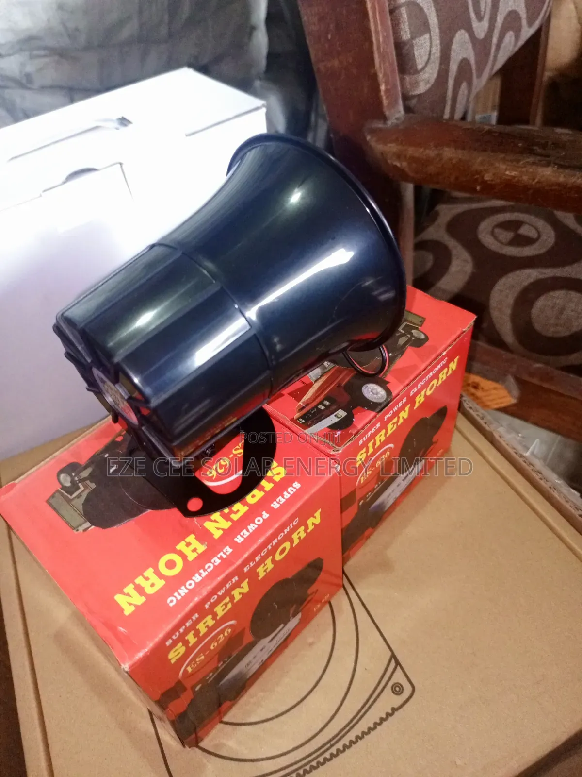 Six Tone Siren Horn