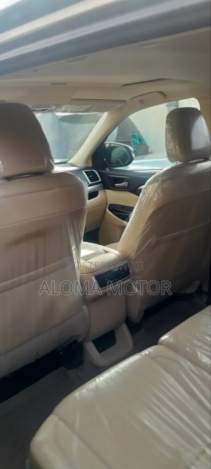 Toyota Highlander 2016 Gold