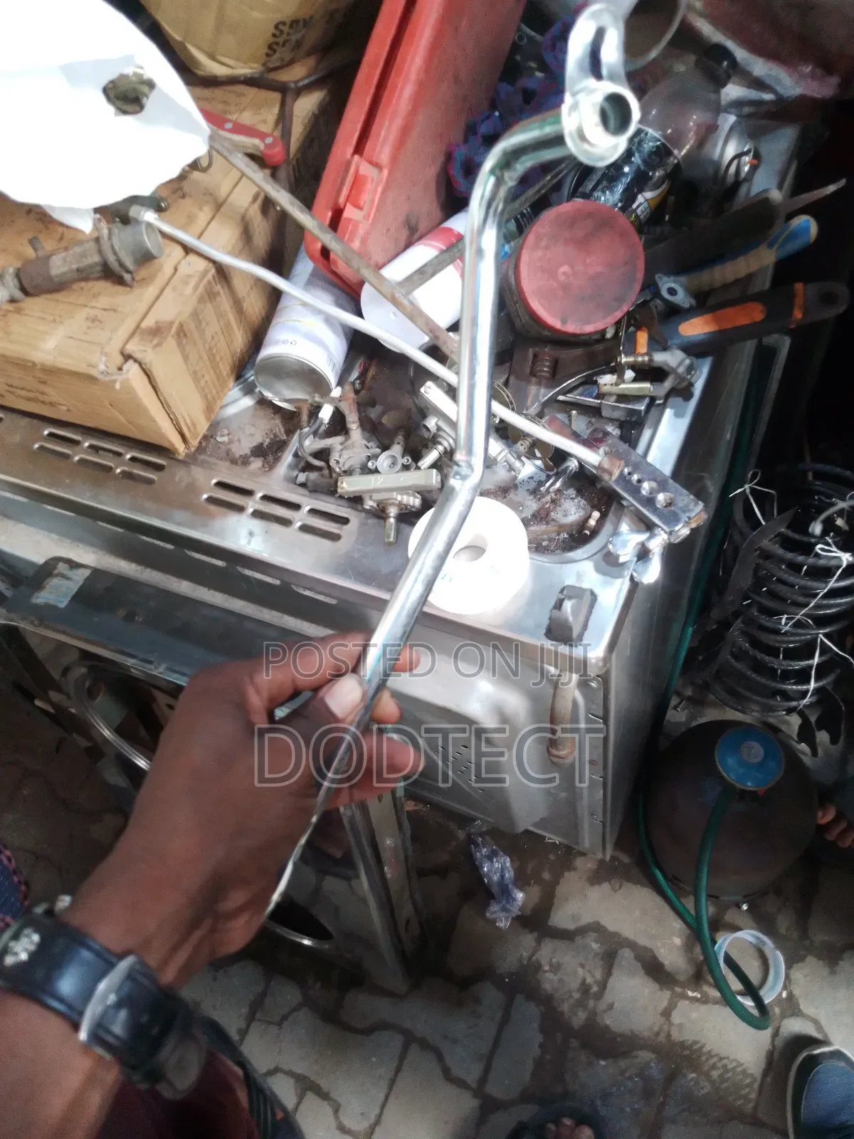Gas Cooker Technician