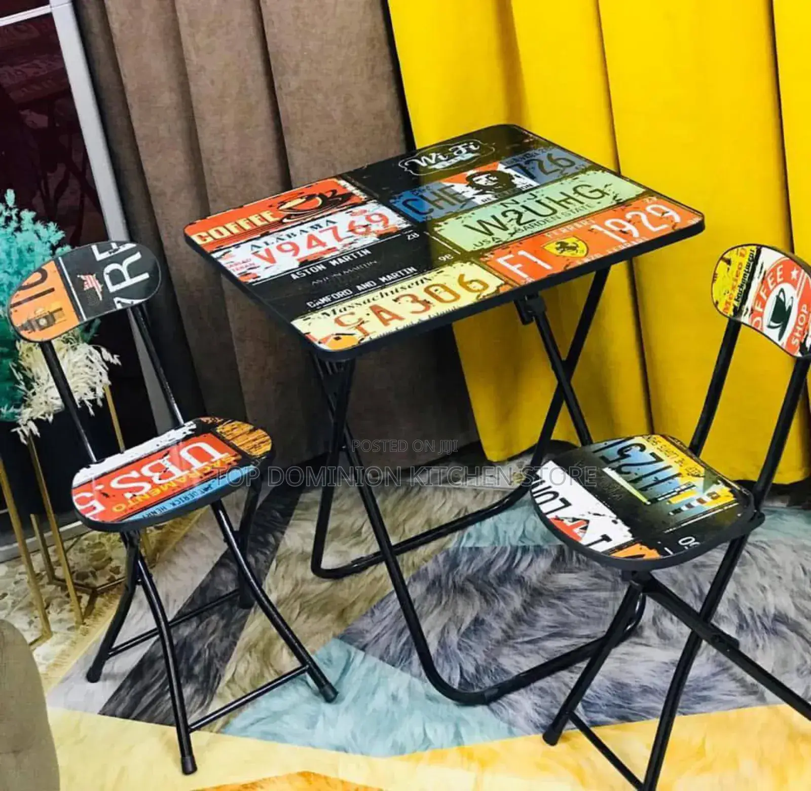 Nutod Design Table and Chair