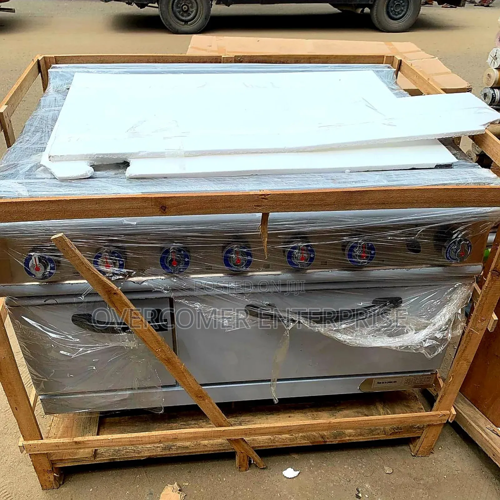 6 Burner Gas Cooker With Oven