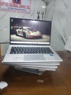 Laptop HP EliteBook 830 G8 16GB Intel Core I7 SSD 256GB