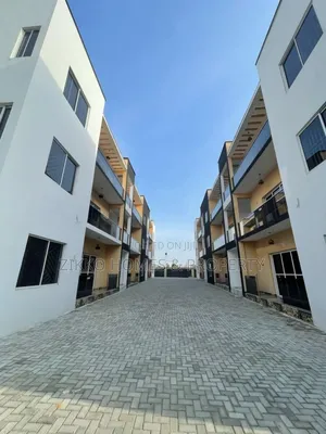 2bdrm Apartment in Mobil Road, Lekki for sale