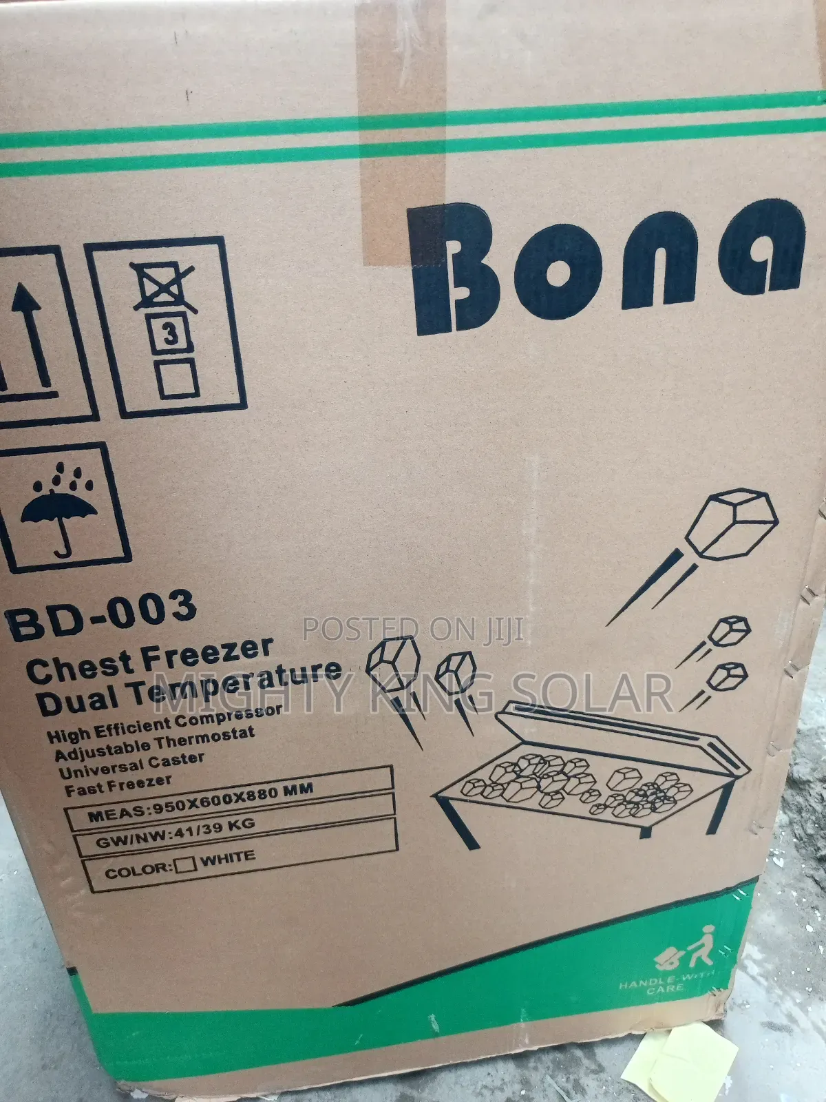Bona Solar Freezer 218 Liter