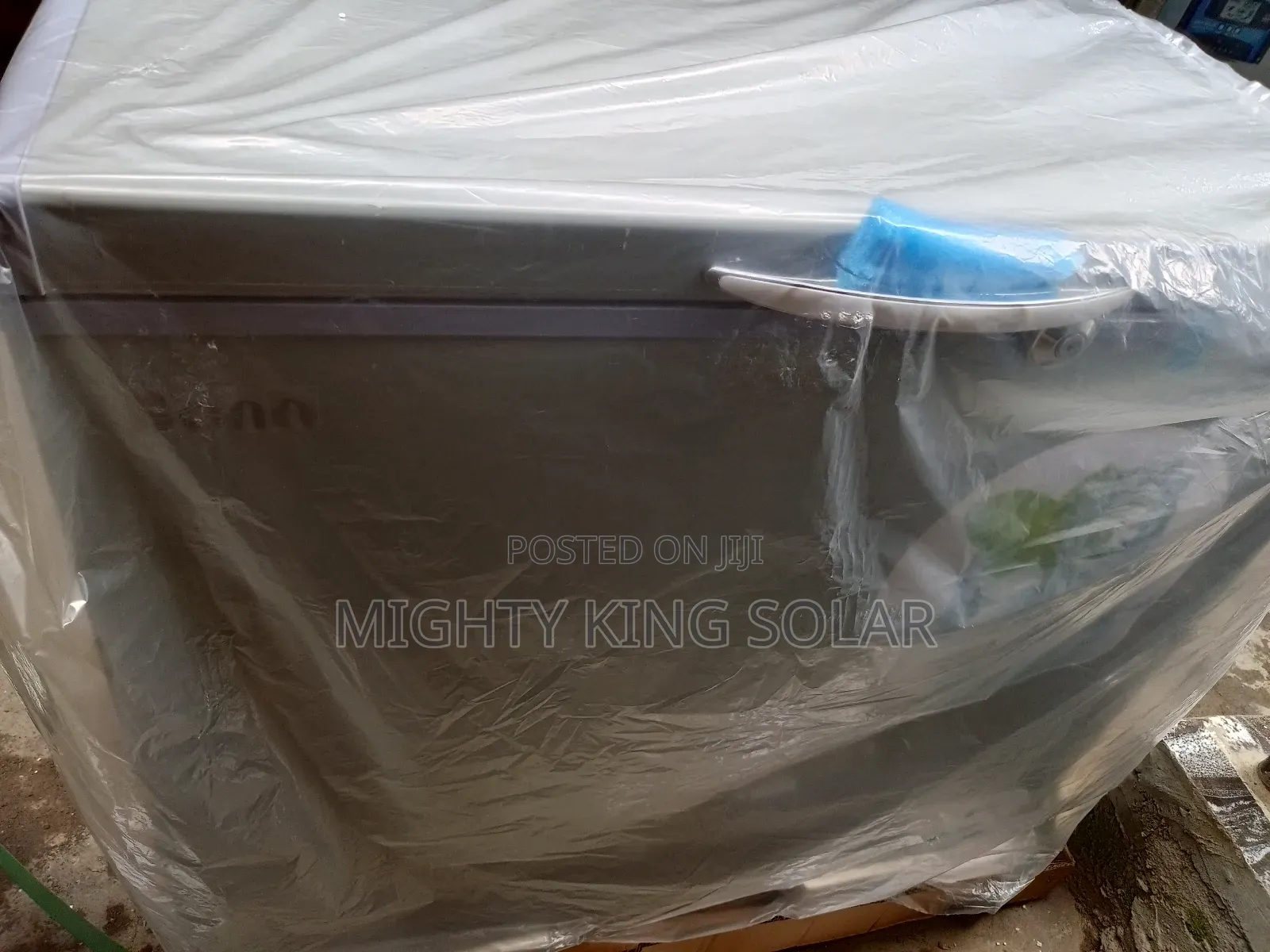 Bona Solar Freezer 218 Liter