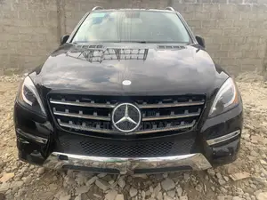 Mercedes-Benz M Class ML350 4MATIC 4dr SUV AWD (3.5L 6cyl 7A) 2014