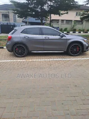 Mercedes-Benz GLA-Class 2017 Gray