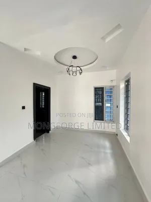 5bdrm Duplex in Ikate for sale