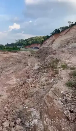 4.696 Acres