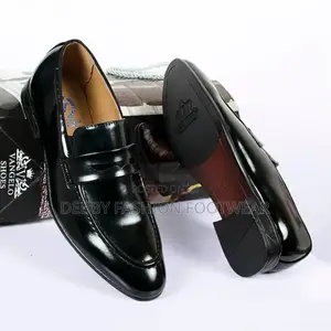 Luxury That Speaks Without Words
Vangelo Shoes