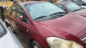 Toyota Avensis 2.0 Advanced 2007 Red
