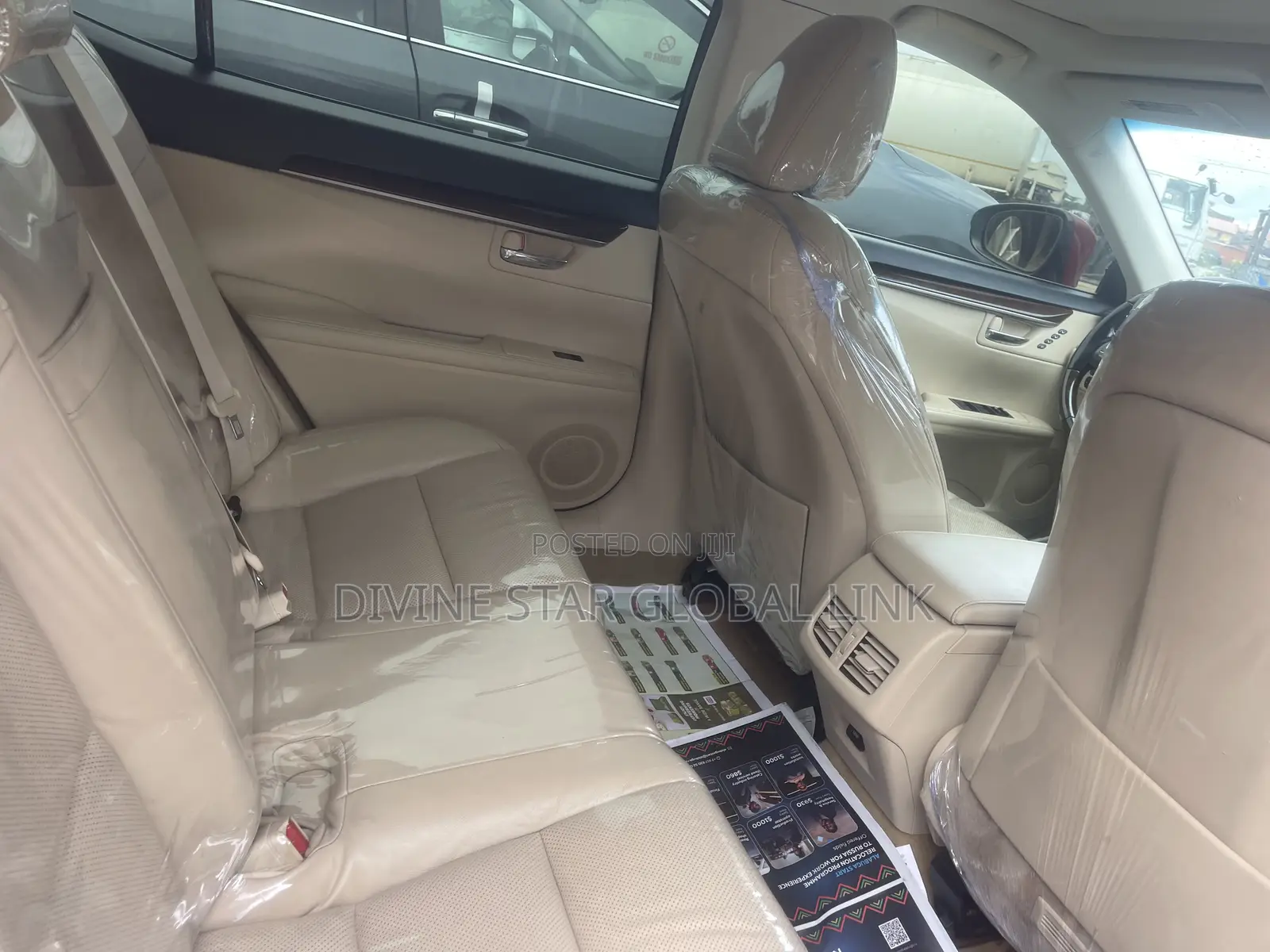 Lexus ES 2016 Red